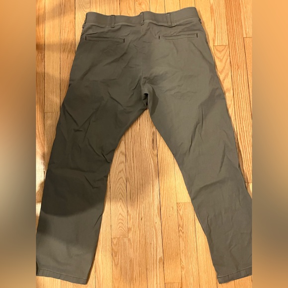 Men’s Grey Wrangler Performance Series Pants. Size 34 x 30. - Picture 6 of 6